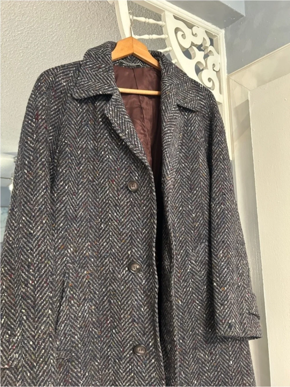 80s Donegal Tweed Men’s Wool Tweed Coat Herringbone Overcoat Made in Ireland